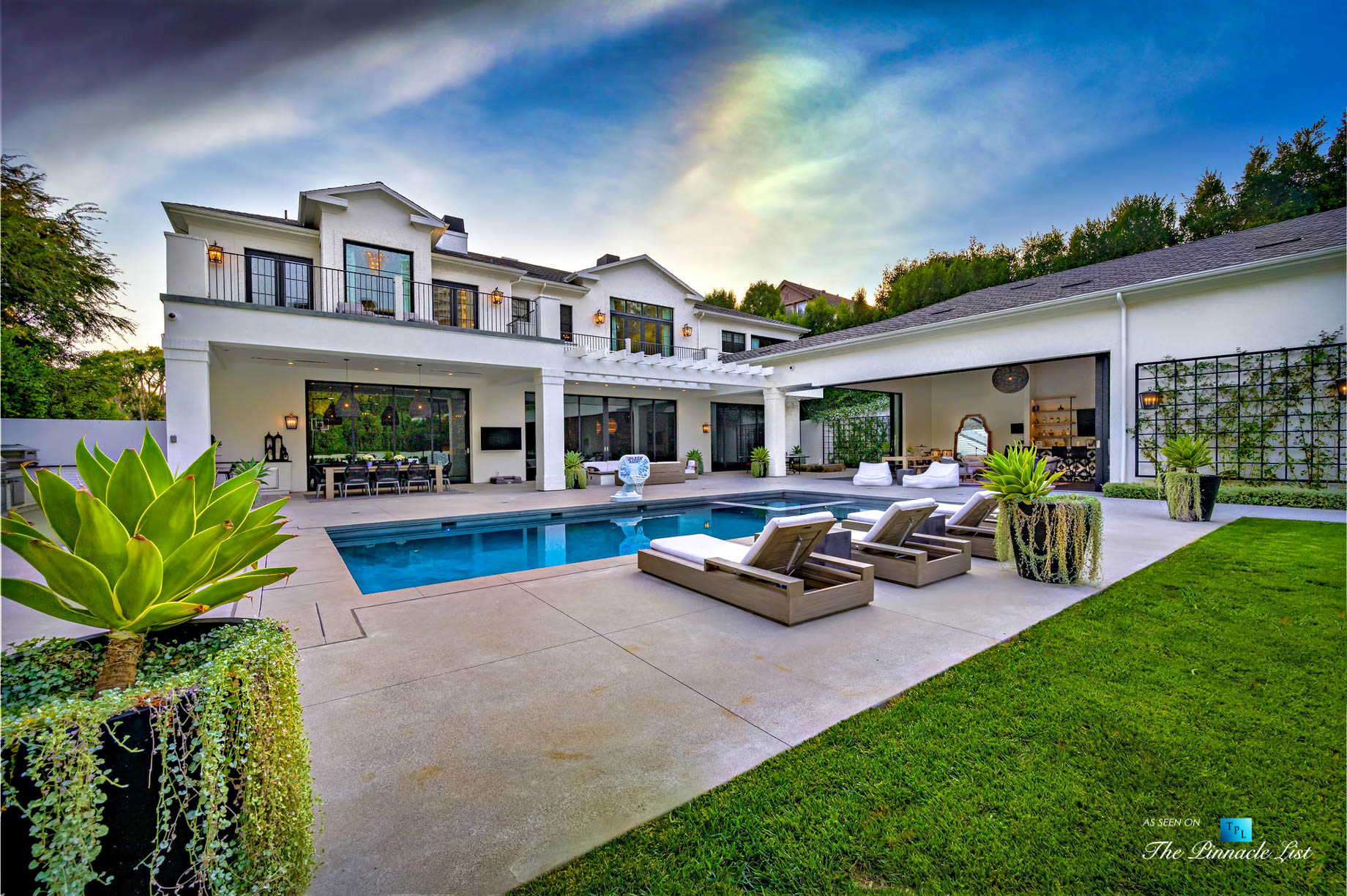 Real Estate Agency